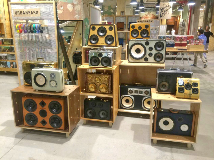 urban outfitters herald square boomcase NYC NY new york urban boombox ...